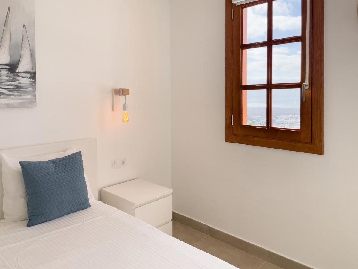 Villa Livia Tías Eksteriør billede